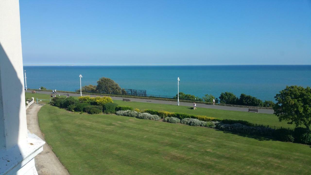 Westward Ho Hotel Folkestone Exterior photo
